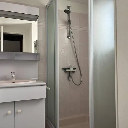 Vaux-sur-mer: 2 Pour 5 Pers, 450m Plage, Parking, Clim - Fr-1-738-47 Tatil Evi *