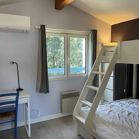 Дом отдыха Vaux-sur-mer: 2 Pour 5 Pers, 450m Plage, Parking, Clim - Fr-1-738-47